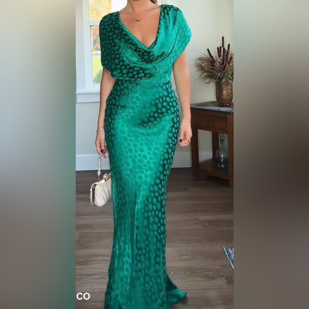 ODESSA DRESS GREEN